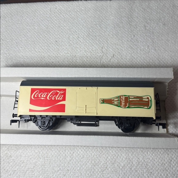 lima Coca-Cola Vintage Coke Refrigerator O Scale Train Box Car (NEW)